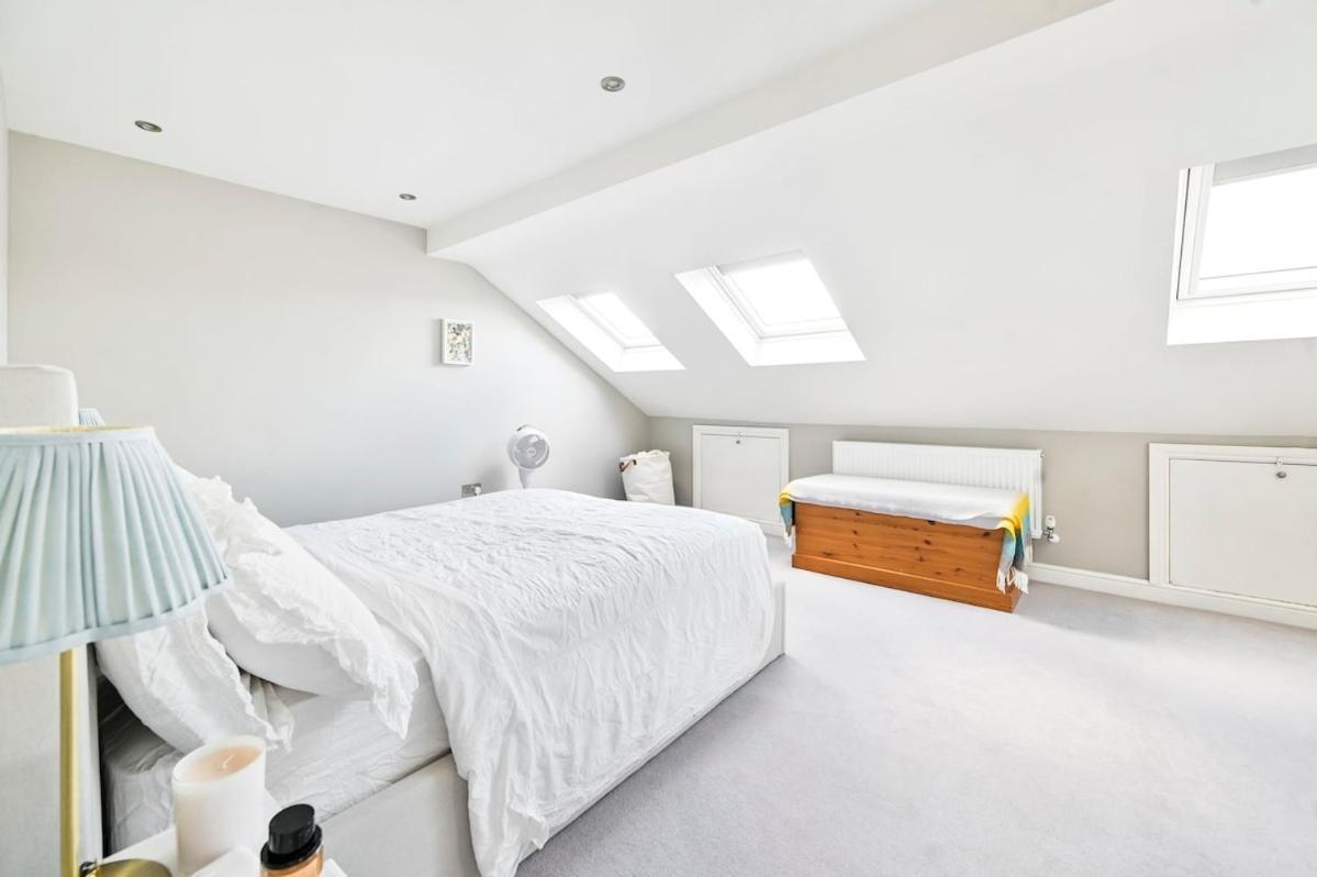 Victorian Charm 2-bed 2-bath With Private Garden