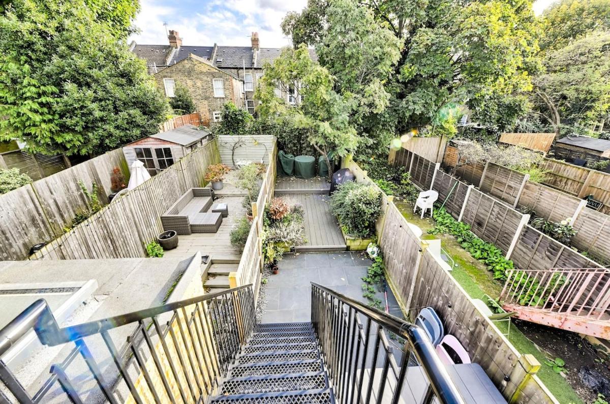 Victorian Charm 2-bed 2-bath With Private Garden Appartamento *